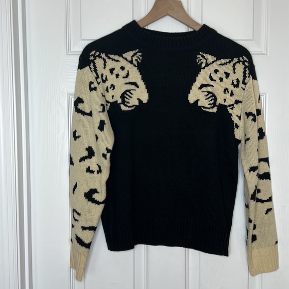 Unique Vintage Leopard Sleeve Sweater, Black and Cream - Picture 3 of 5